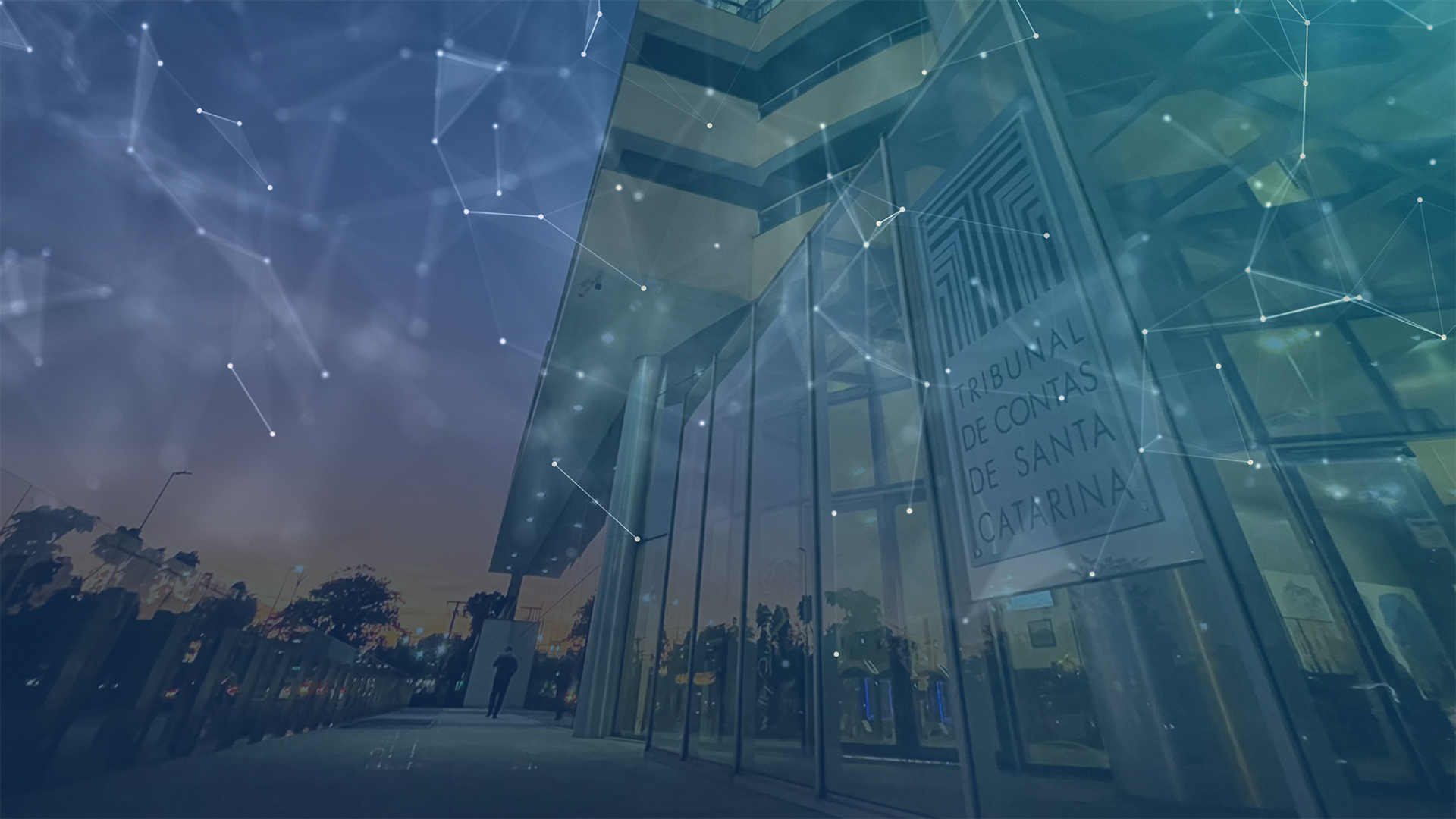 Banner com a imagem de parte da sede do TCE/SC, ao fundo e em marca dágua, e com elementos, na cor branca, que representam conexão. Sobre a imagem e no alto, os ícones do Portal do TCE/SC e das redes sociais, na cor branca. Logo abaixo, seis botões, com os títulos "Sobre o Portal", "O TCE/SC", "Ouvidoria", "Fale conosco", "Serviço de Informação ao Cidadão" e "Acessibilidade", na cor branca. Ao centro, o título do espaço: "Portal da Transparência TCE/SC", e, abaixo, a área de busca, também em branco. Na parte inferior, oito botões na cor azul turquesa, com os títulos "Receita", "Despesa", "Pessoal", "Diárias", "Licitações", "Contratos", "Gestão Fiscal" e "Fiscalização", em fonte branca.